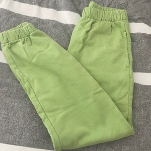 Green rosa sweatpants